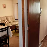 Amplio Depto Para 6 Con Cochera, Cerca De Paseo Guemes